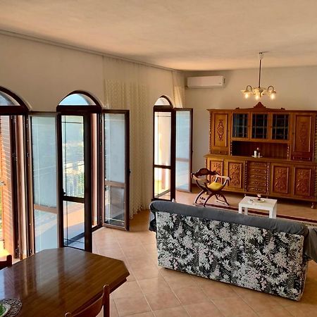 Guesthouse Villa Rosa Berat Eksteriør billede