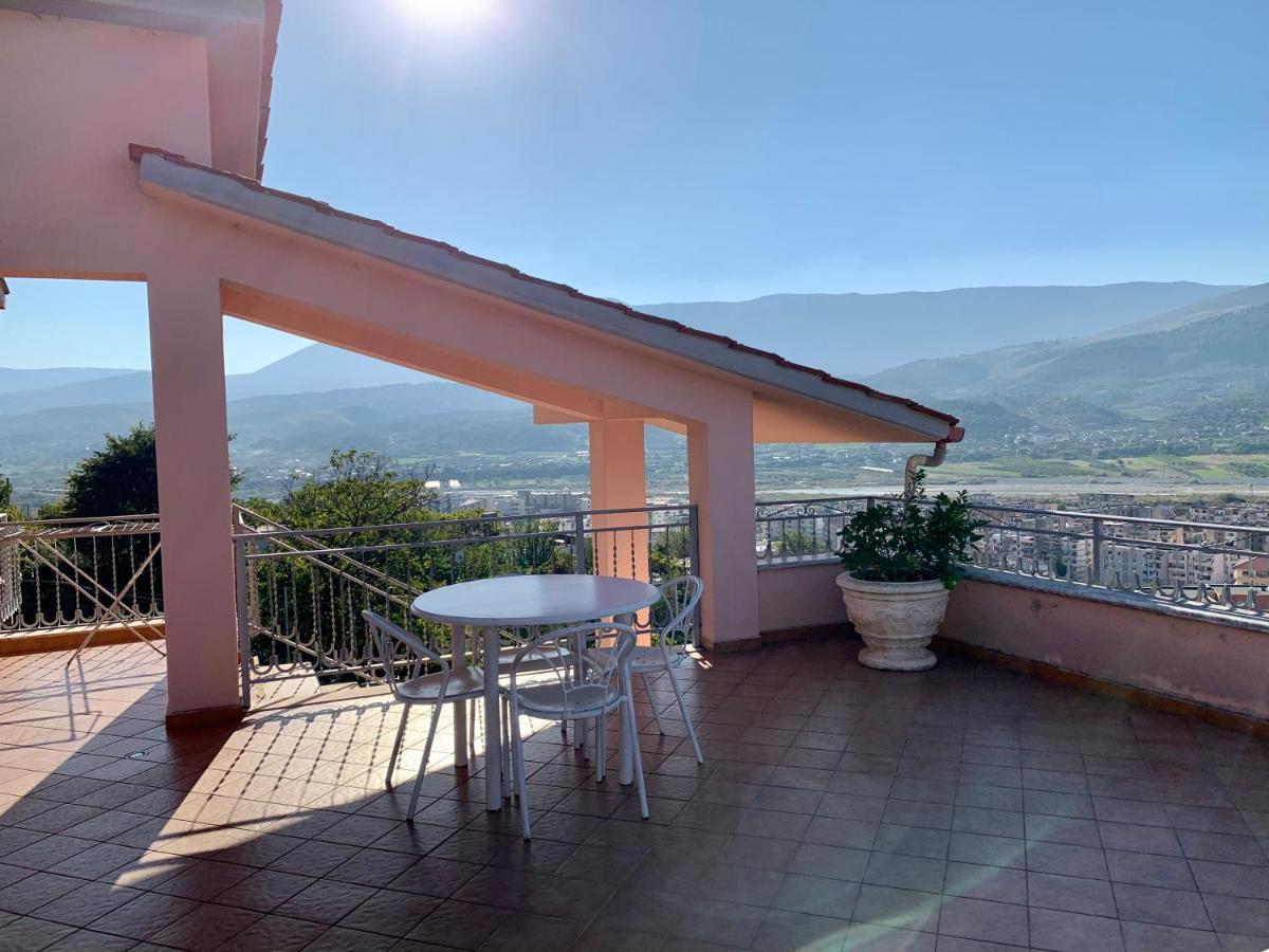 Guesthouse Villa Rosa Berat Eksteriør billede